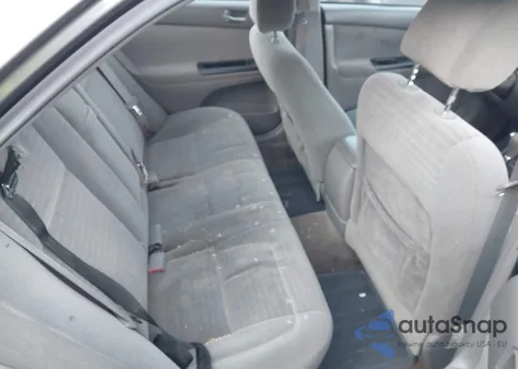 2005 Toyota Camry Le из США, поврежденный, VIN 4T1BE32K75U528706